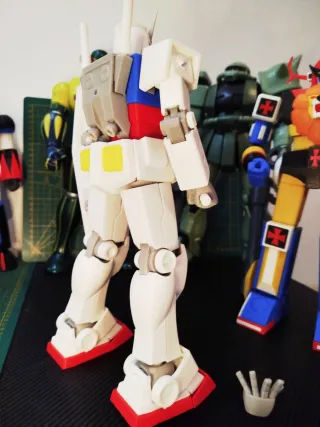 Gundam RX-78-2 GLI SPIRITI ROBOT