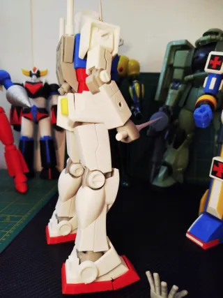 Gundam RX-78-2 GLI SPIRITI ROBOT