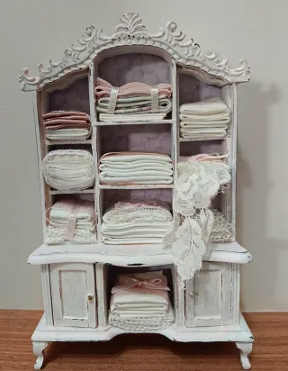 Mobile per bambole dollhouse