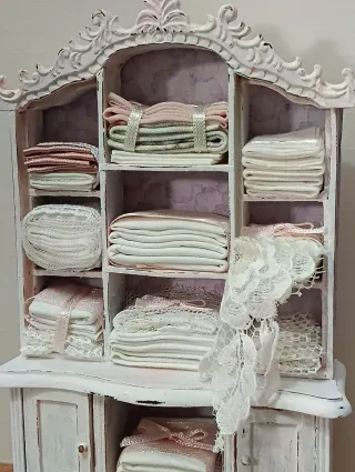 Mobile per bambole dollhouse