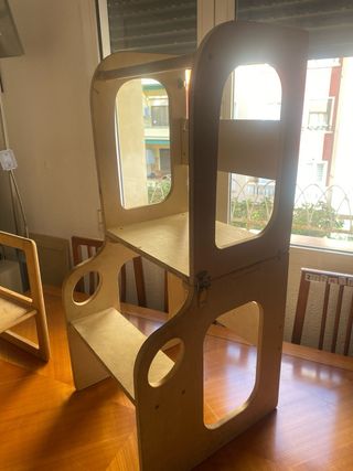 Torre Montessori, Arco e Sedia