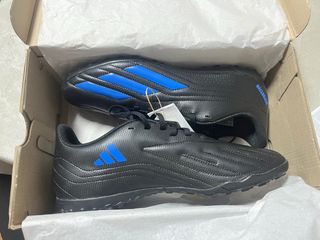 Botas de fútbol Adidas Negras y Azules
