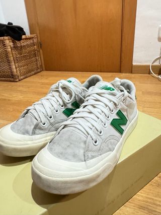 Zapatillas New Balance Blancas y Verdes