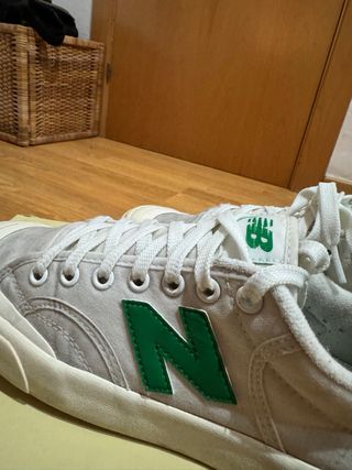 Zapatillas New Balance Blancas y Verdes