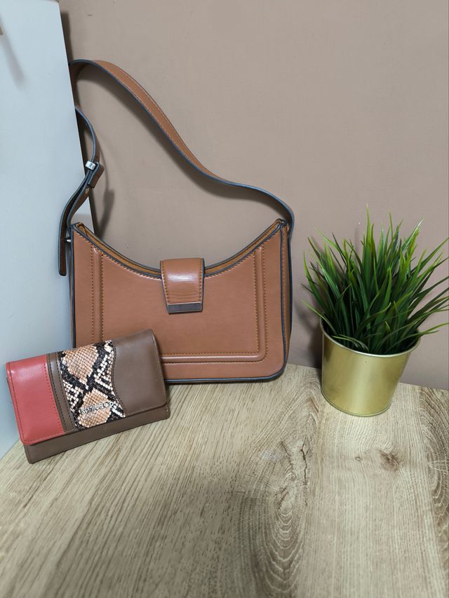 Conjunto de Bolso y Cartera