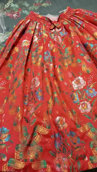 Vestido de Fallera Rojo y Dorado
