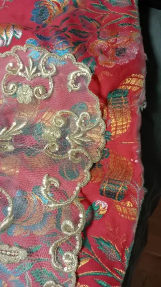 Vestido de Fallera Rojo y Dorado