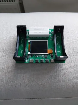 Comprobador de baterías 10W 8Ω