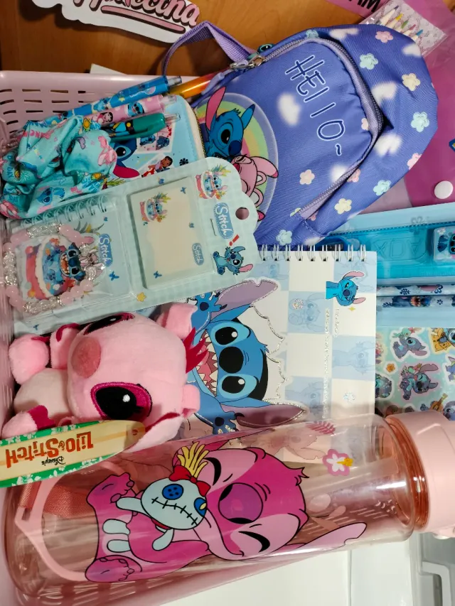 Lote de artículos de Stitch