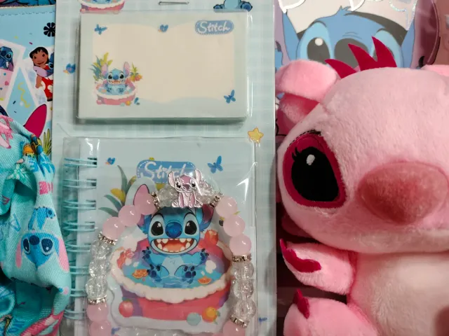 Lote de artículos de Stitch