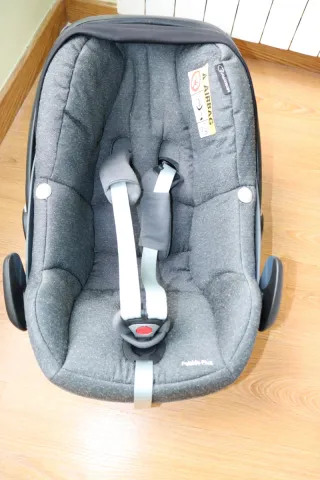 Maxi-Cosi. Bebé Confort