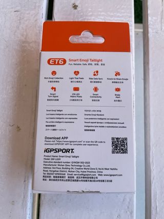 Luz trasera iGPSPORT ET6 Smart Emoji Taillight