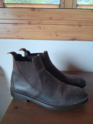 Botas camperas bajas marrones