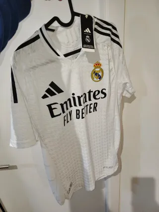 Camiseta Real Madrid Adidas Talla M sin estrenar