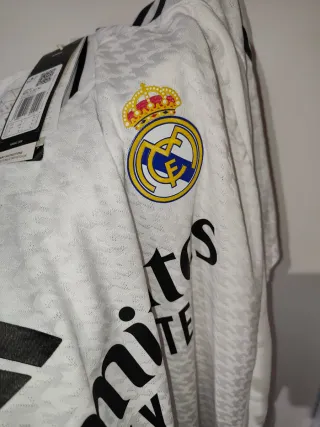 Camiseta Real Madrid Adidas Talla M sin estrenar