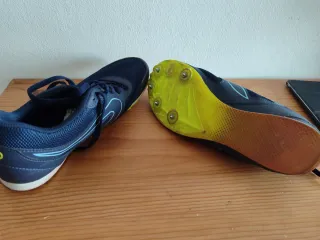 Zapatillas clavos Kalenji AT Start