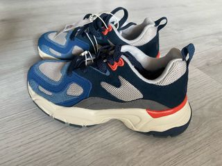 Zapatillas deportivas Zara niño/niña talla 29