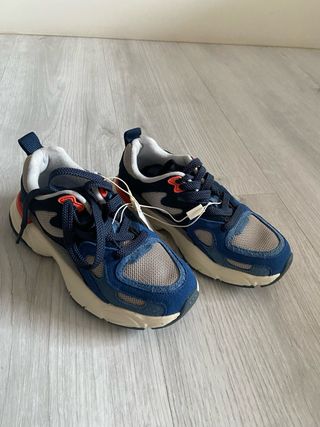 Zapatillas deportivas Zara niño/niña talla 29