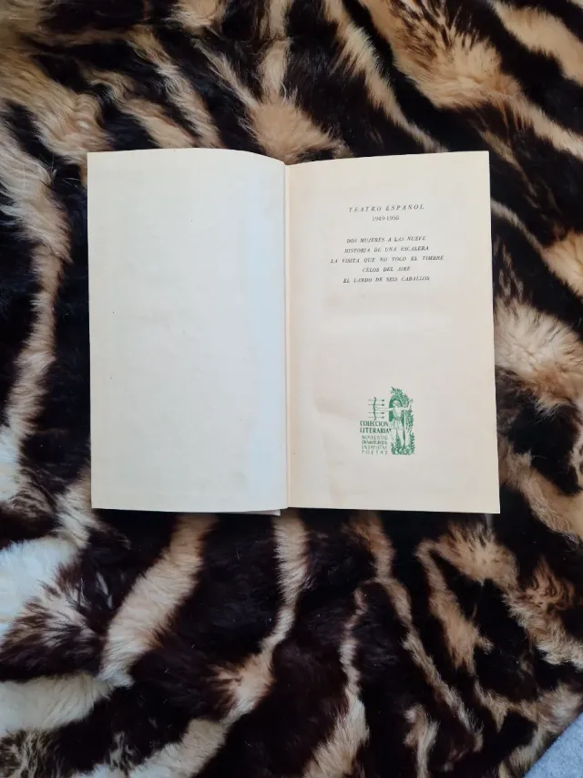 Libro vintage Teatro Español 1949-1950