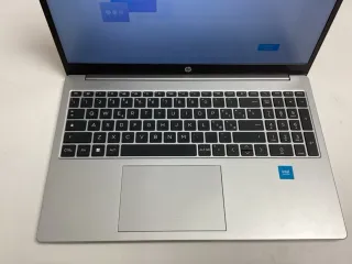 Portátil HP 250 G10 Plata Intel N100 16GB RAM