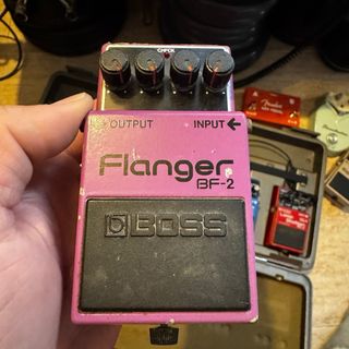 Pedalera Boss BCB-6 con 6 pedales