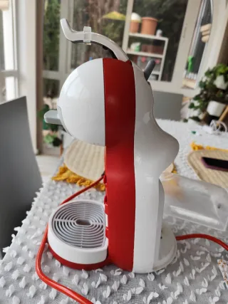 Cafetera Dolce Gusto Delonghi