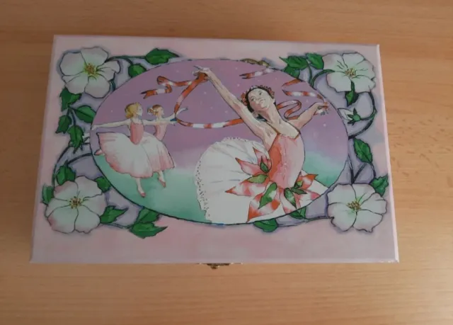 Caja de música joyero bailarina