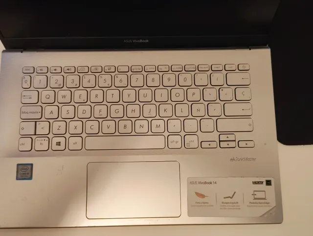 Asus Vivobook X420U Plata