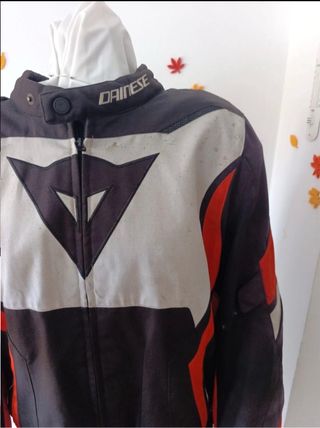 Traje Moto Dainese Negro y Rojo