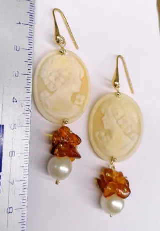 Orecchini Cammeo con Ambra a Perla