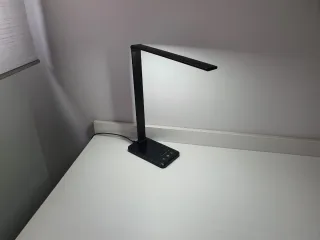 Flexo de escritorio LED regulable, negro