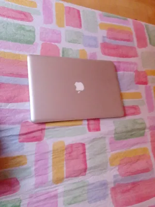MacBook Pro Apple Plata