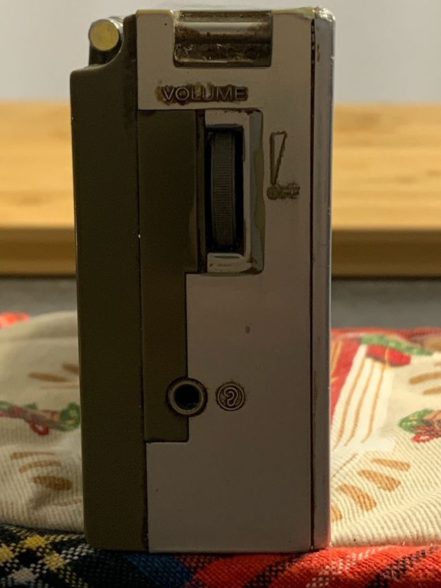 Radio transistor Sony ICF-400 vintage