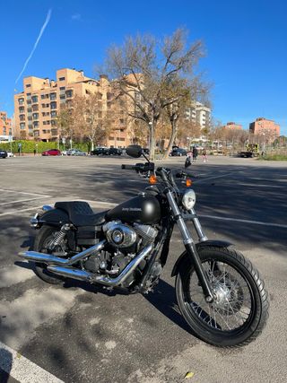 Harley Davidson Dyna Street Bob