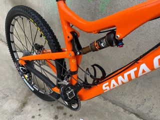 Santa Cruz 5010 talla L. full carbon