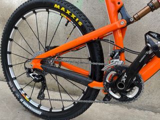 Santa Cruz 5010 taglia L. full carbon