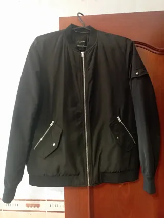 Chaqueta Bomber Negra Zara Talla M