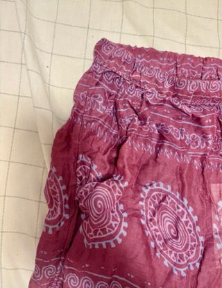 Pantalón estampado morado talla única