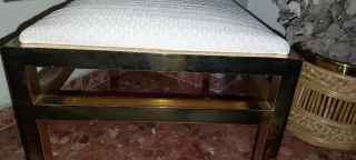 Banchetto vintage in metallo dorato