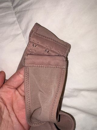 Faja moldeadora beige con cremallera