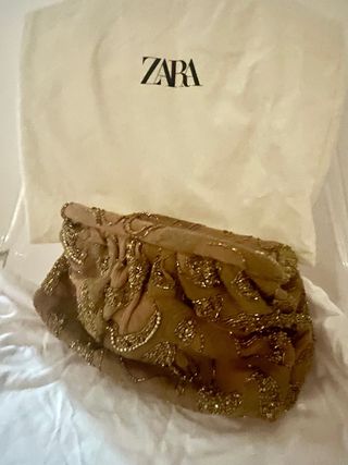 Bolso de mano Zara dorado y verde oliva