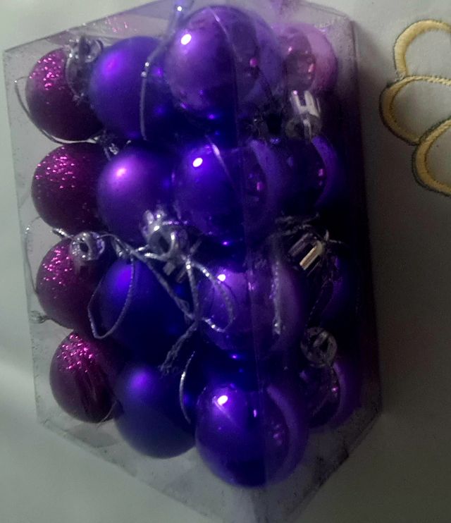24 Bolas Navidad Morado muy bonitas