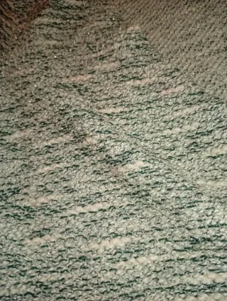 SOLO ENVÍOS. Vestido corto blanco, verdoso y plata