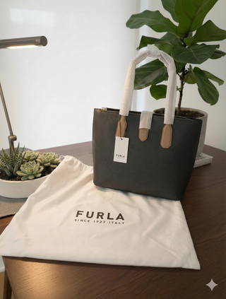 Furla Gilda Tote en excelente estado