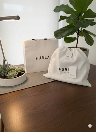 Furla Gilda Tote en excelente estado