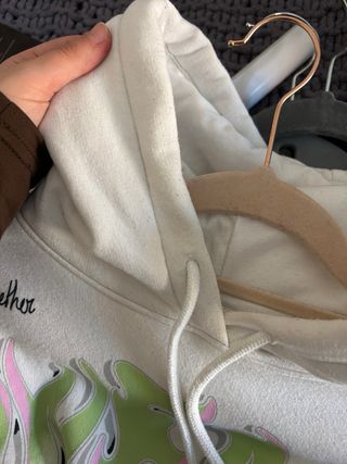 Sudadera Bershka graffiti