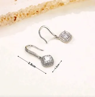 Pendientes Plateados con Circonitas