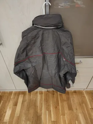 Chaqueta Quechua Talla L Gris/Roja