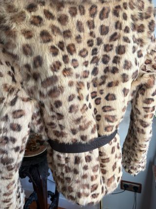 Abrigo chaqueton piel conejo animal print m-L
