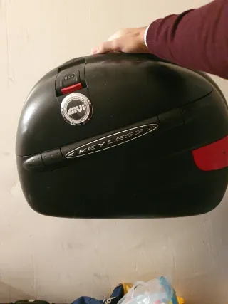 Maletas Laterales Moto Givi Keyless + soporte